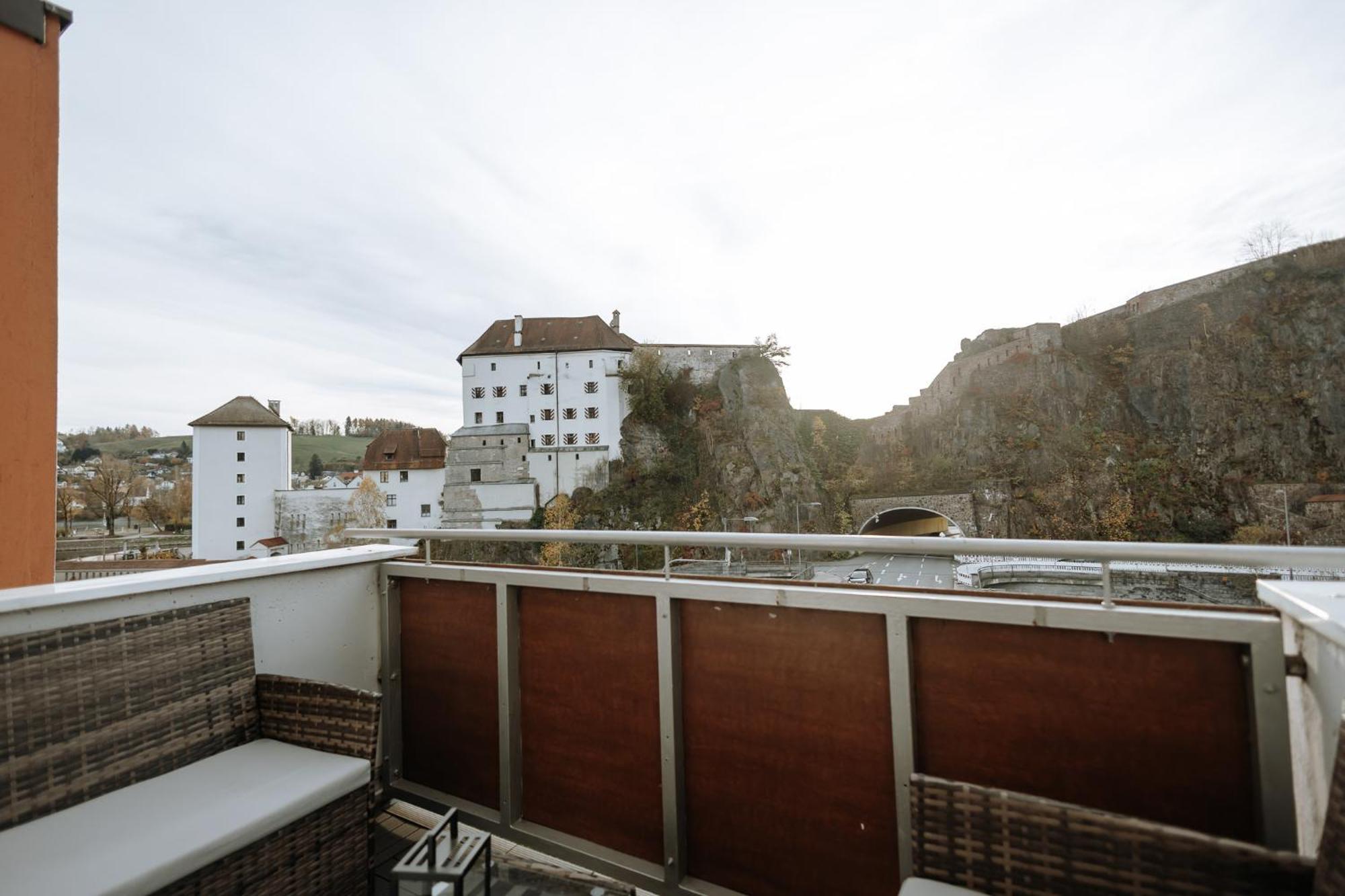 Stilvolles Appartement Mit Blick Auf Das Dreifluesse-Eck 帕绍 外观 照片